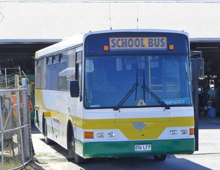 Bowen Transit Nissan UD JP251 B&CI Gemilang 10